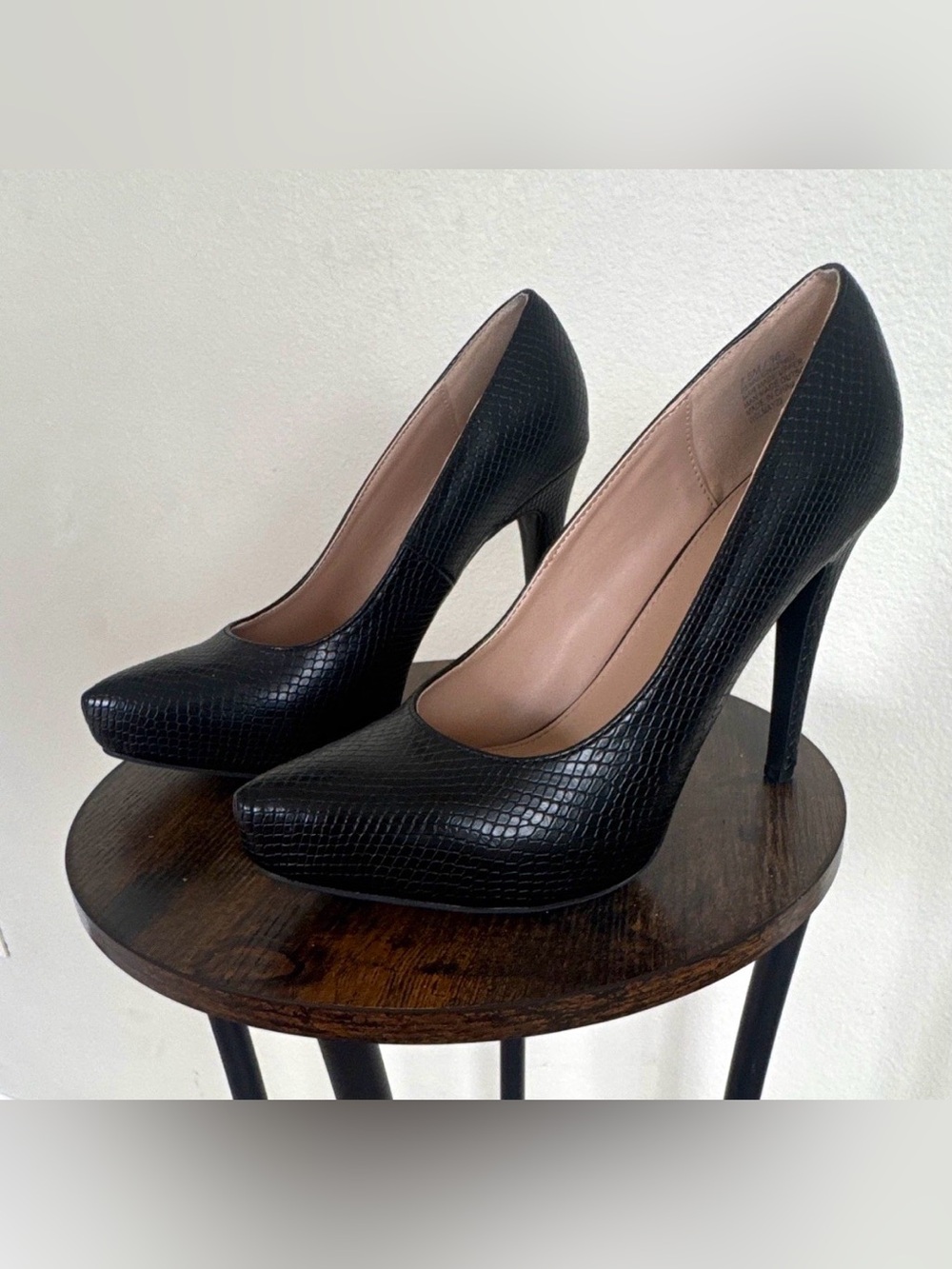 BCBGeneration Black Textured Pointed-Toe Stiletto Pumps